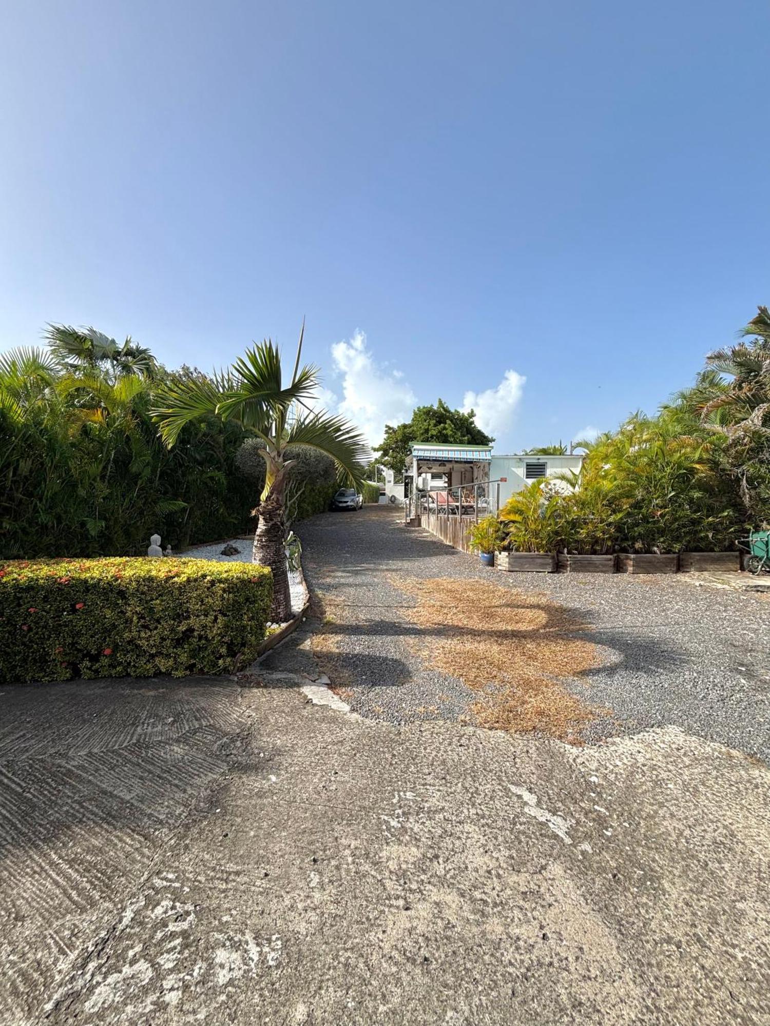 アンス＝ベルトラン Gite Mabouya - Hamak, Piscine, Jardinヴィラ エクステリア 写真